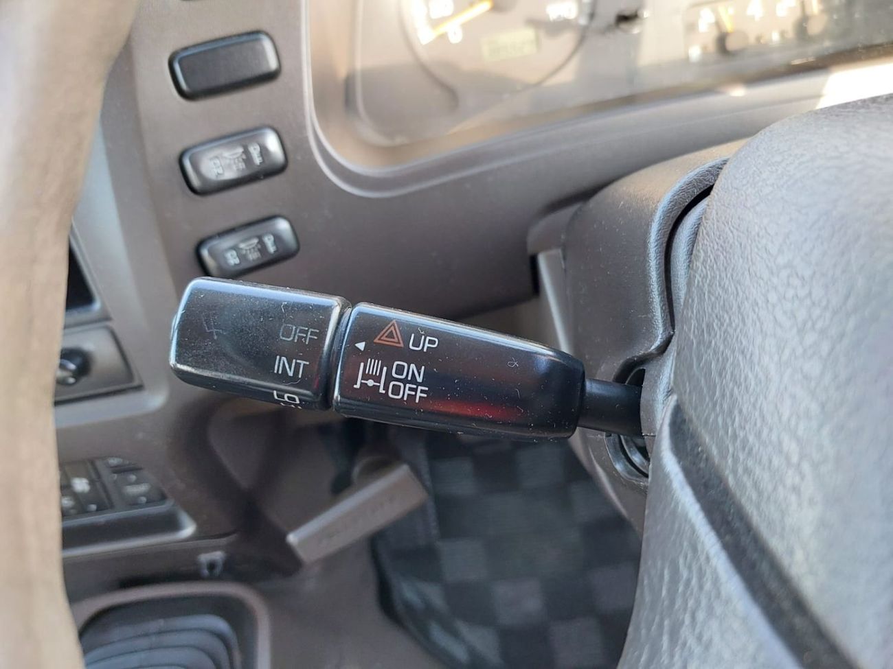 Mitsubishi Rosa 2006 MITSUBISHI ROSA BUS RHD 4.8 L DIESEL MANUAL(PM00066)