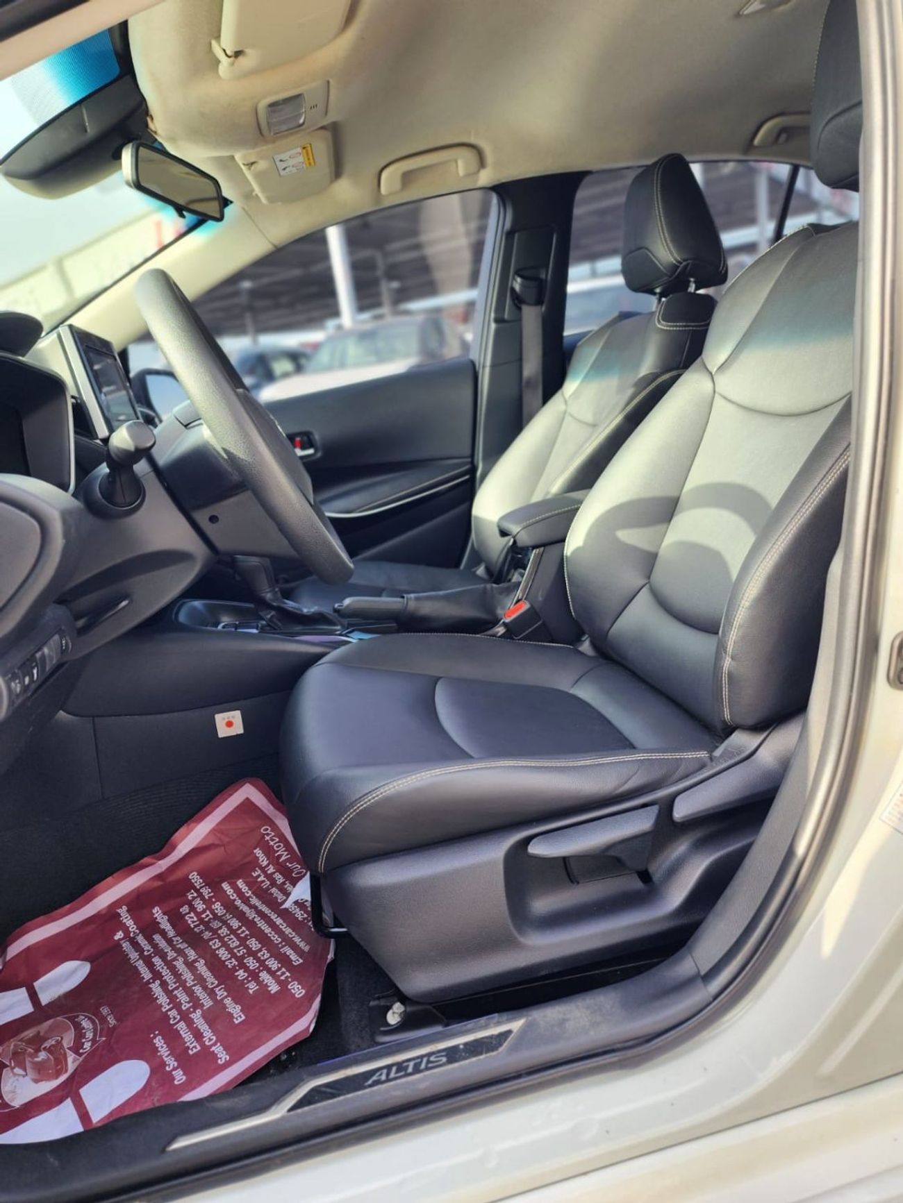 تويوتا كورولا XLI اكزكيتيف هجين