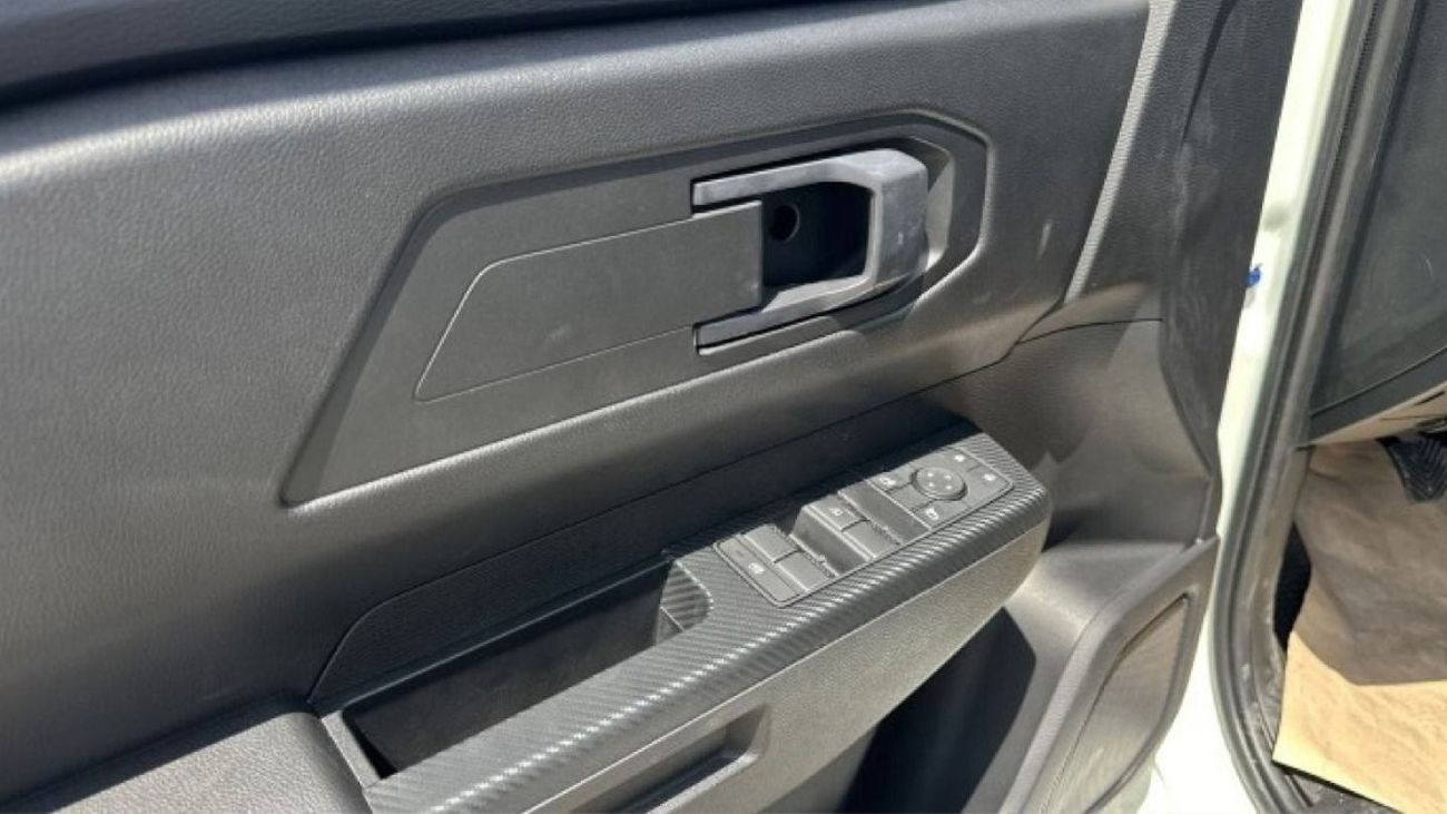 Mitsubishi L200 Mitsubishi L200 2.4L dieselbasic option MY25