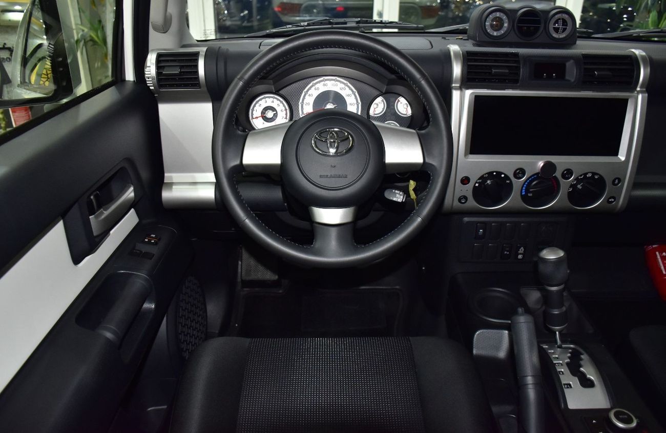 تويوتا إف جي كروزر EXCELLENT DEAL for our Toyota FJ Cruiser ( 2022 Model ) in White Color GCC Specs