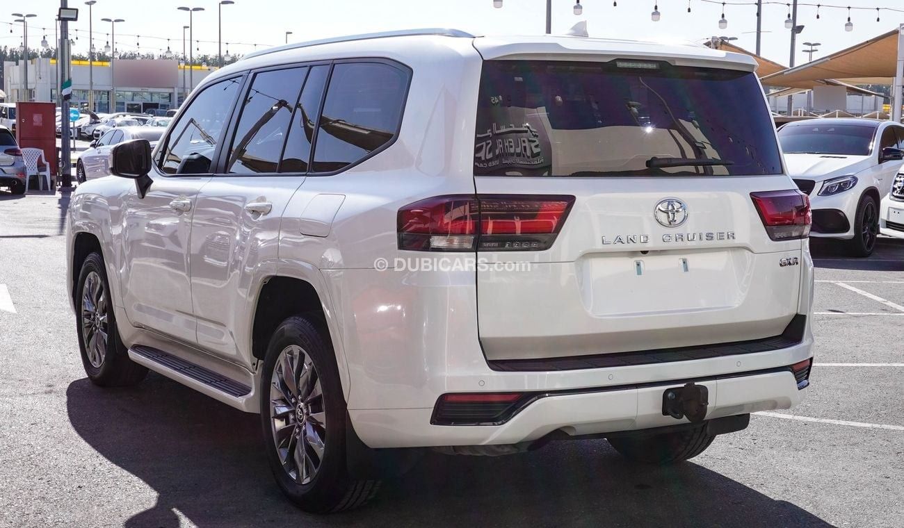 Toyota Land Cruiser GXR  3.5 L V6