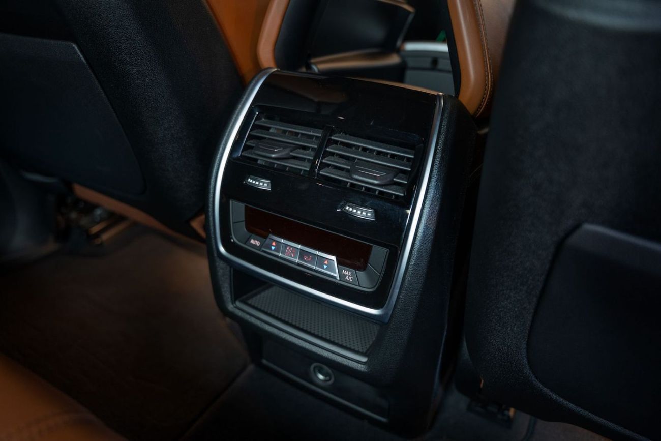 BMW X5 50i xDrive 4.4L First Owner | Full Service History | Fully Loaded | Perfect Condition