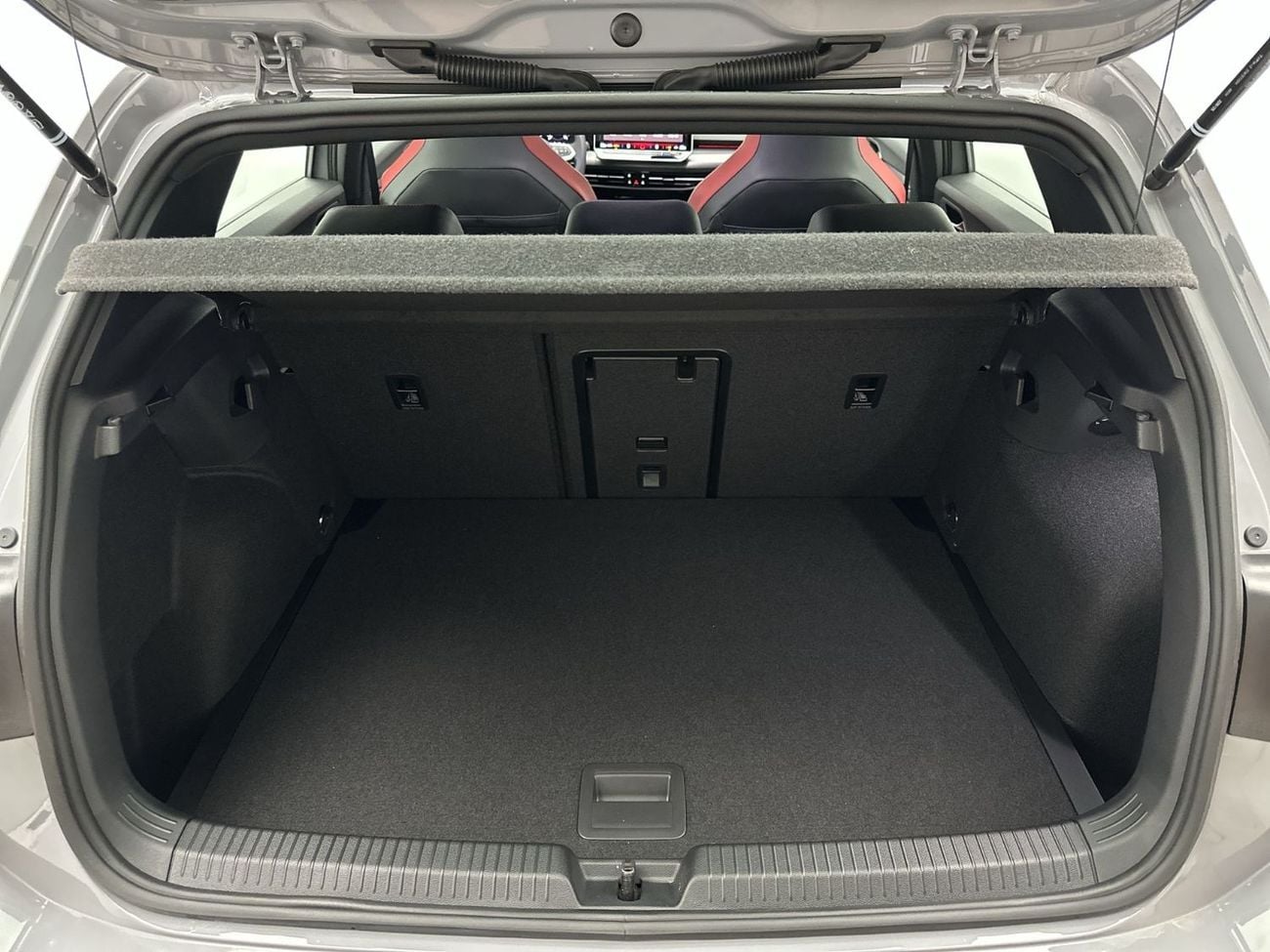 Volkswagen Golf Golf GTI 2L  | Ex-Demo| Assistant Package | Performance Hatchback | Travel Assist | Area View Camera