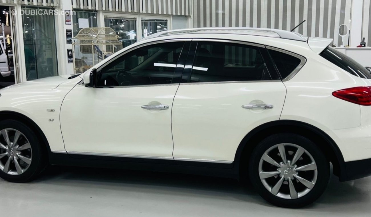 إنفينيتي QX50 GCC .. Perfect Condition .. Top Range .. V6