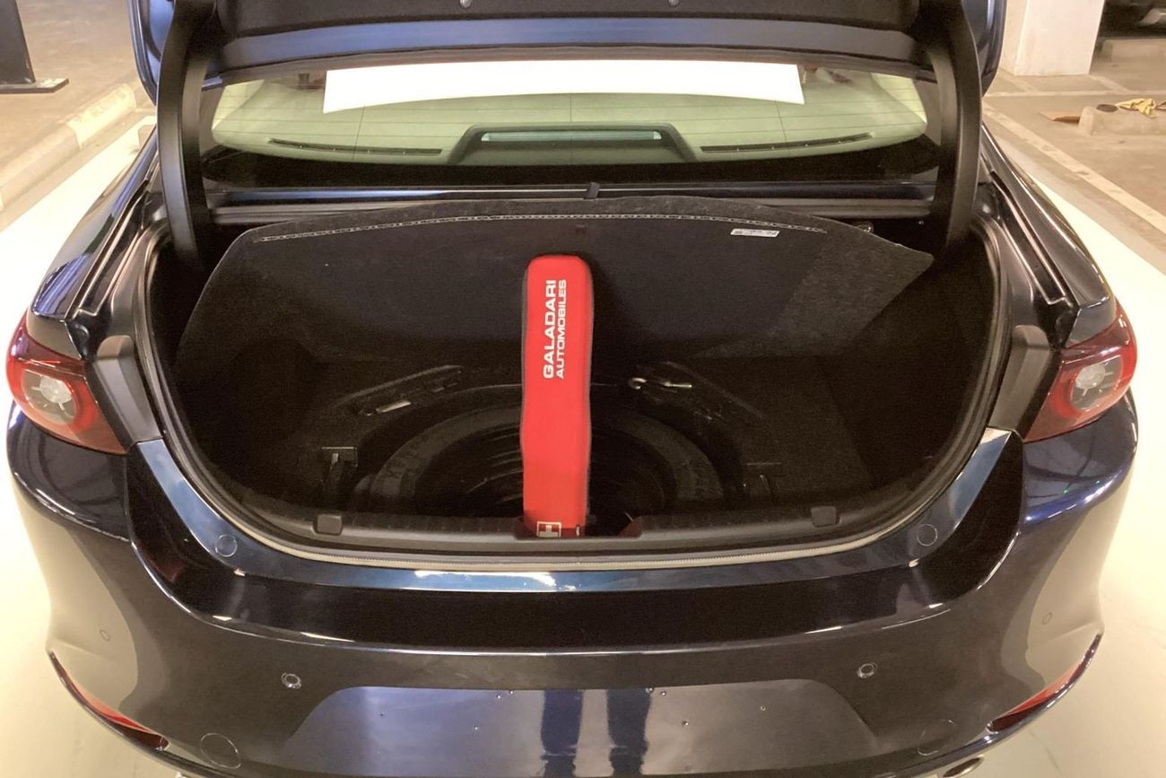 مازدا 3 Select | National Day Celebration | شامل الضمان | 0 ﺪﻔﻋﺓ ﺃﻮﻟﻯ