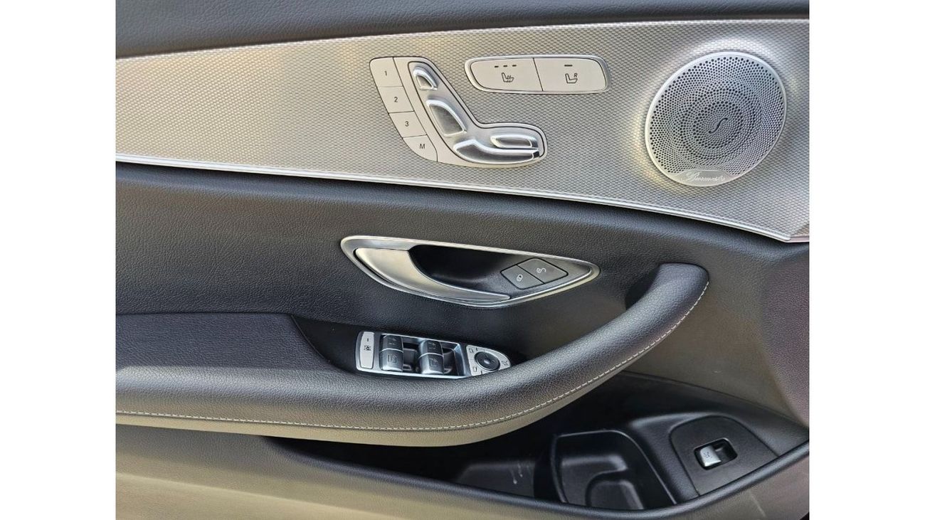 Mercedes-Benz E300 AMG