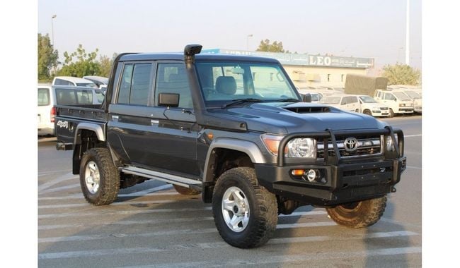 Used Toyota Land Cruiser Pickup for sale in Dubai | Dubicars