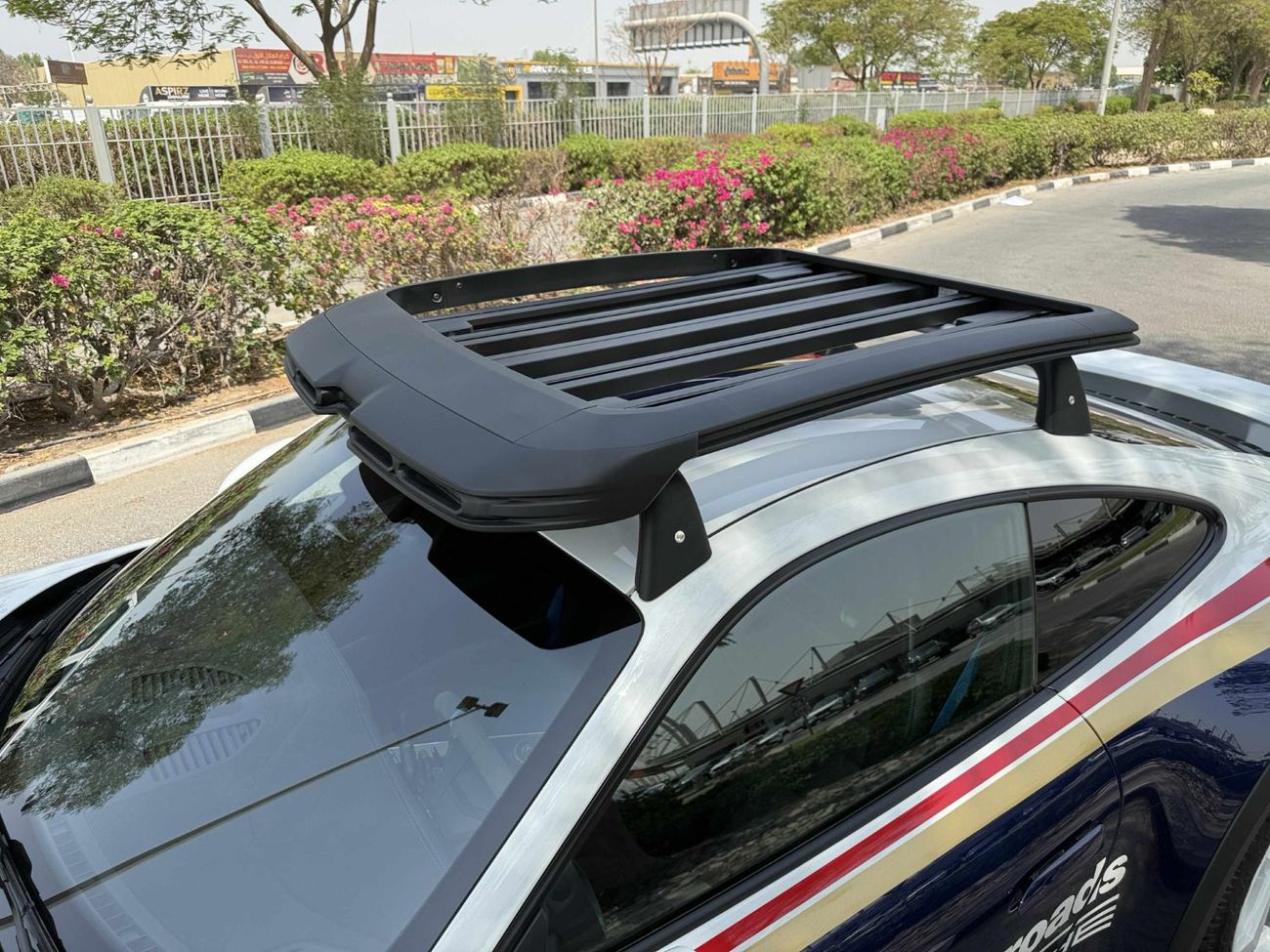 Porsche 911 Dakar 3.0L (475 HP) Coupe GERMAN SPEC NEAT AND CLEAN LESS KILOMETER