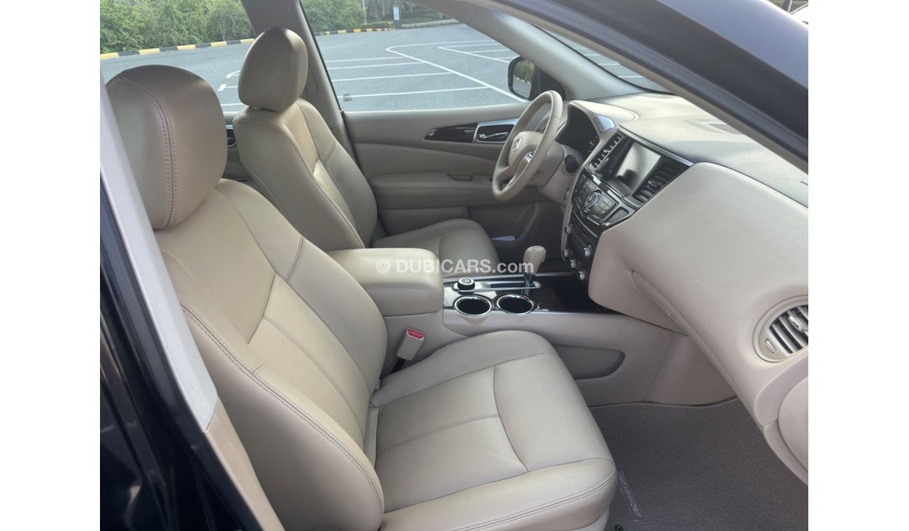 Nissan Pathfinder Platinum MODEL 2013 GCC CAR PREFECT CONDITION INSIDE AND OUTSIDE FULL OPTION PANORAMIC ROOF LEATHER
