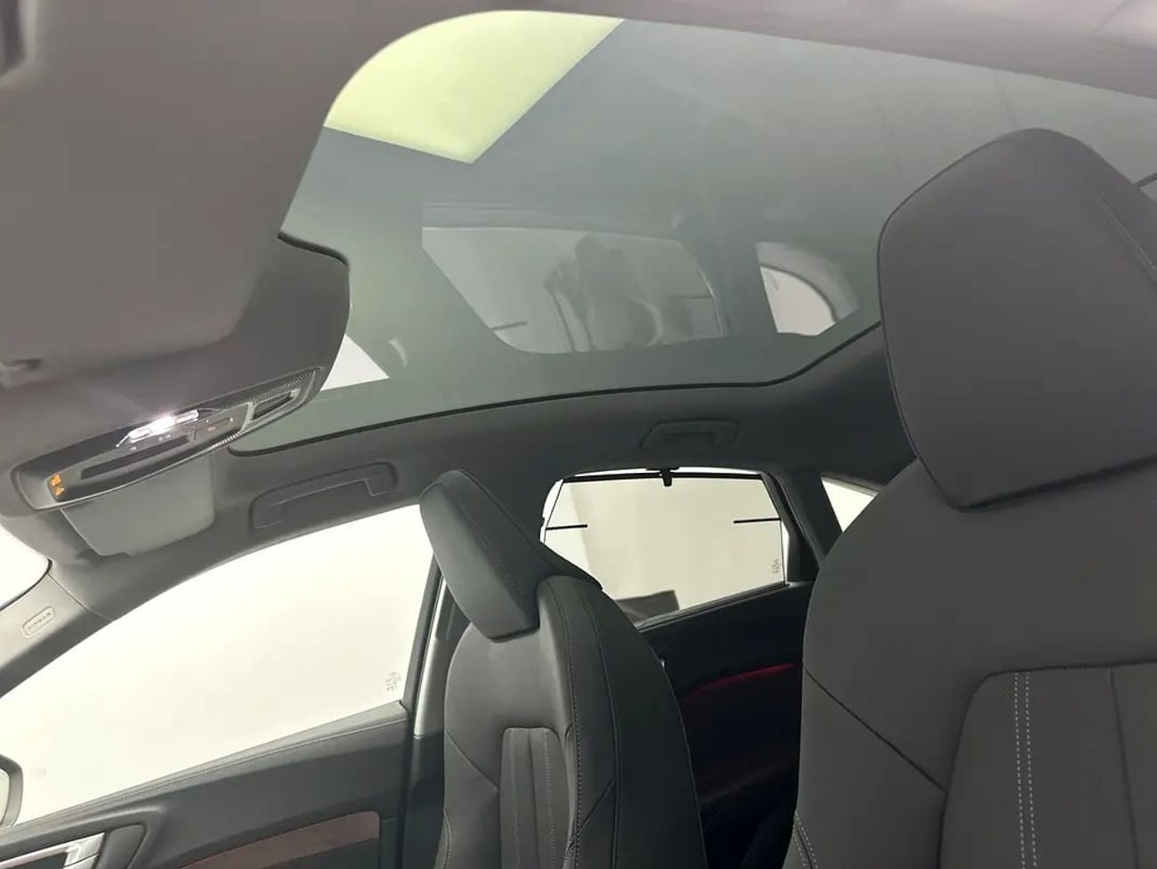 Audi A5 S-Line Sedan TFSI 204hp (Ref# 58471)