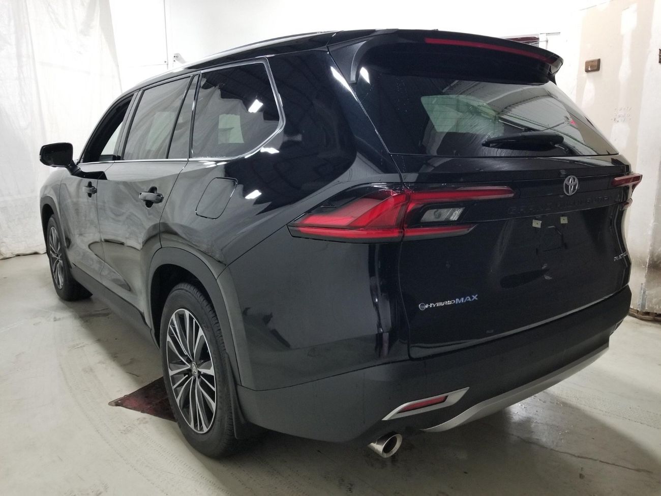 تويوتا جراند هايلاندر 26/26 model year PLATINUM HYBRID MAX