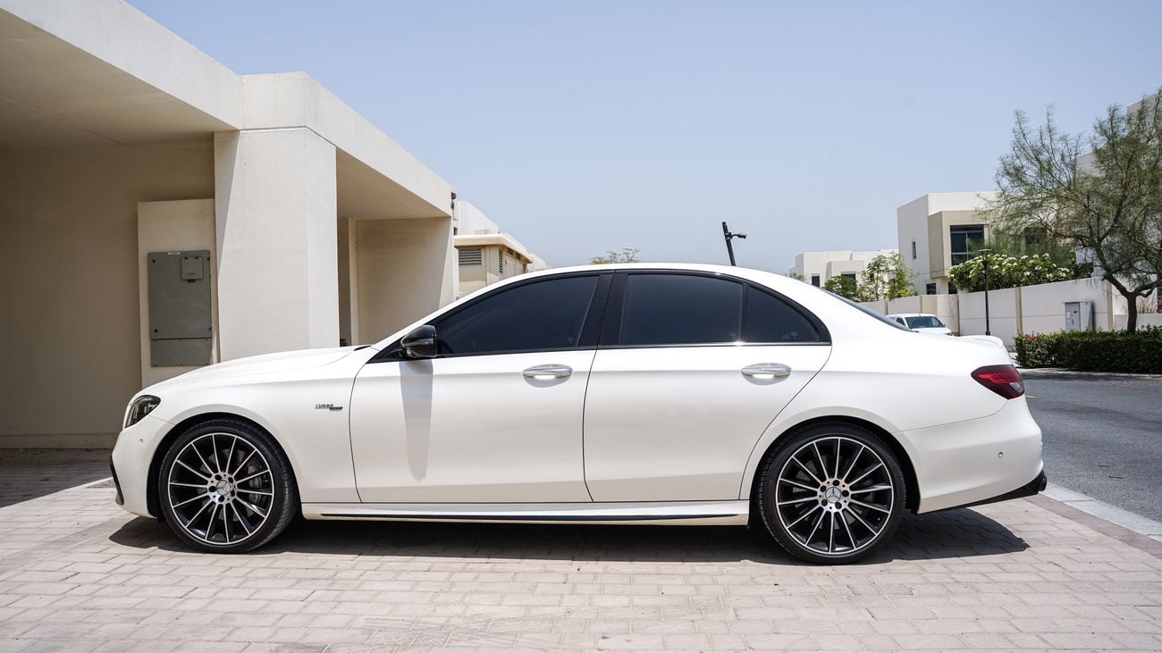 مرسيدس بنز E 53 AMG