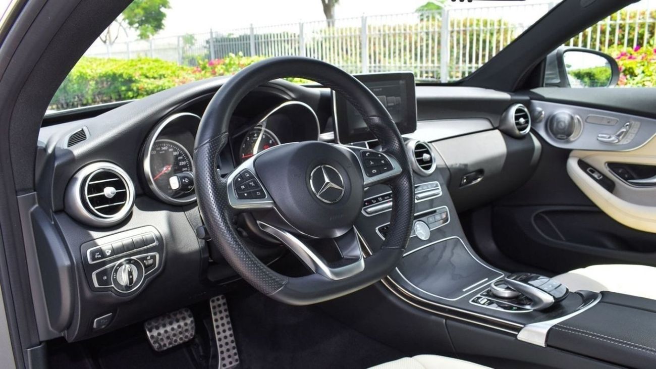 Mercedes-Benz C 300 Coupe Mercedes C300 Coupe AMG / 2018 / Canadian