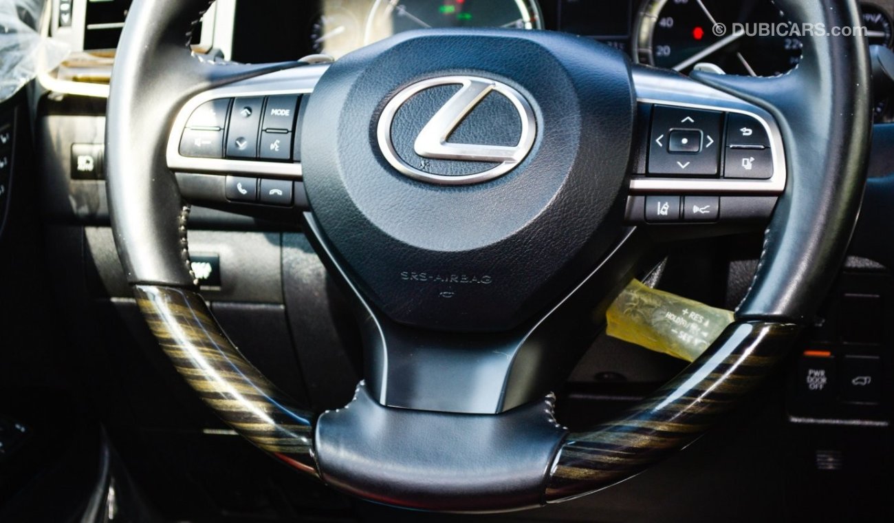 Lexus LX570 S / GCC Specifications