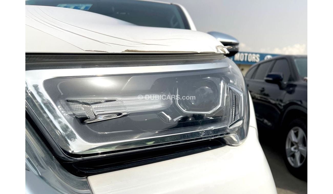 Toyota Hilux 2022 Model, 2.4L Diesel, 4x4 Double Cabin, M/T, Chrome Bumper