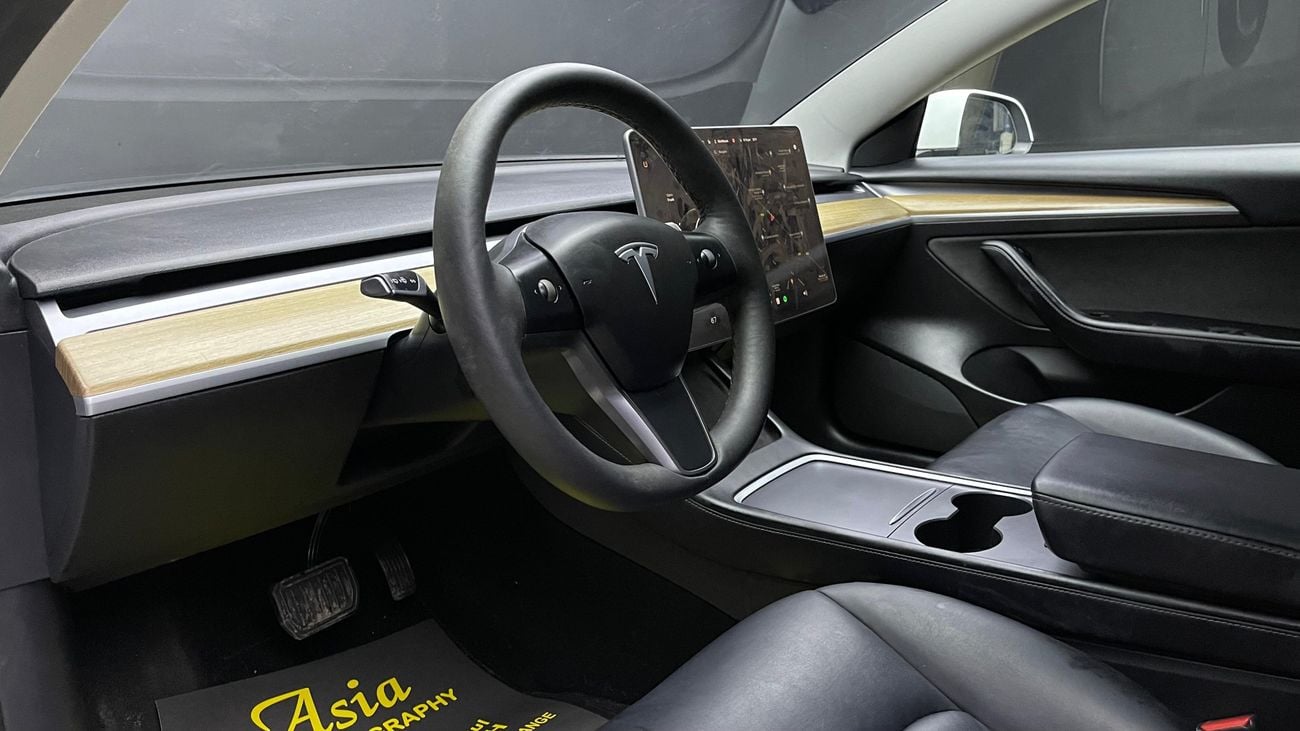 تسلا موديل 3