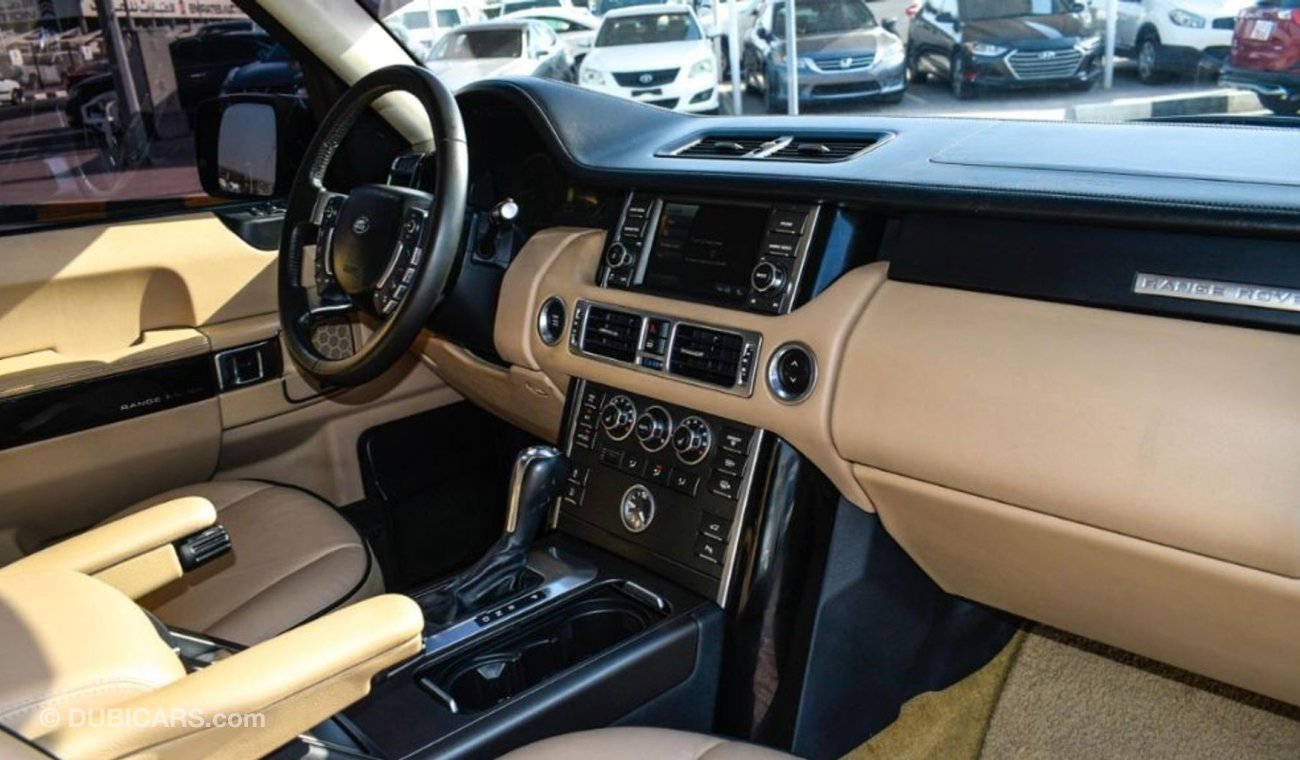 Land Rover Range Rover Vogue HSE Sharja