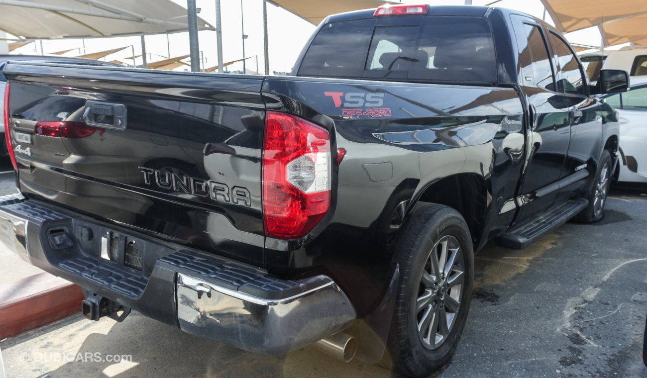 Toyota Tundra 5.7L V8