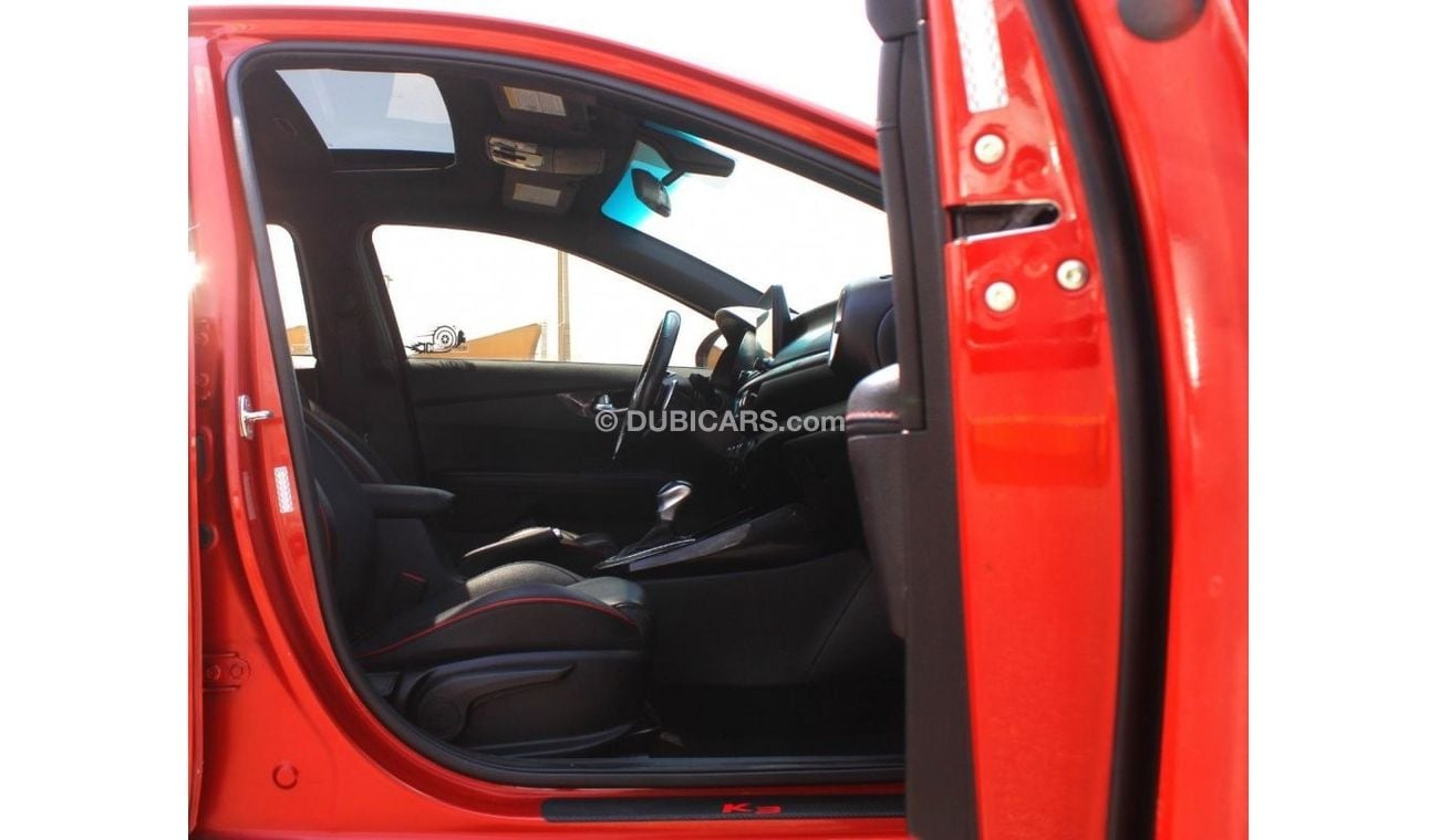 كيا سيراتو توب كيا سيراتو 2020 وارد أمريكا بحالة الوكالة  1600 فل أوبشن رقم 1 أعلى مواصفات