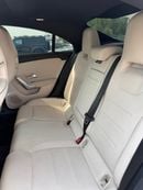 Mercedes Benz CLA250