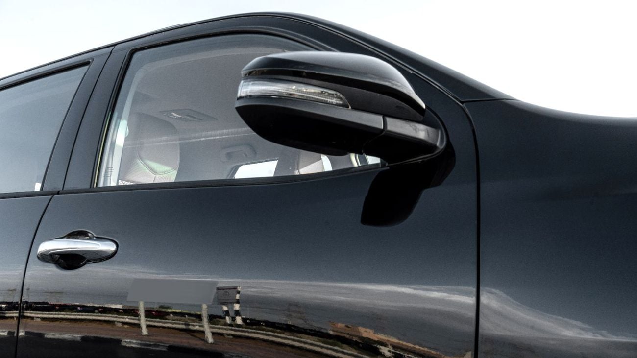 تويوتا فورتونر EXR 2026 Toyota Fortuner GX 2.7L AT Petrol 4WD (Black-Black)