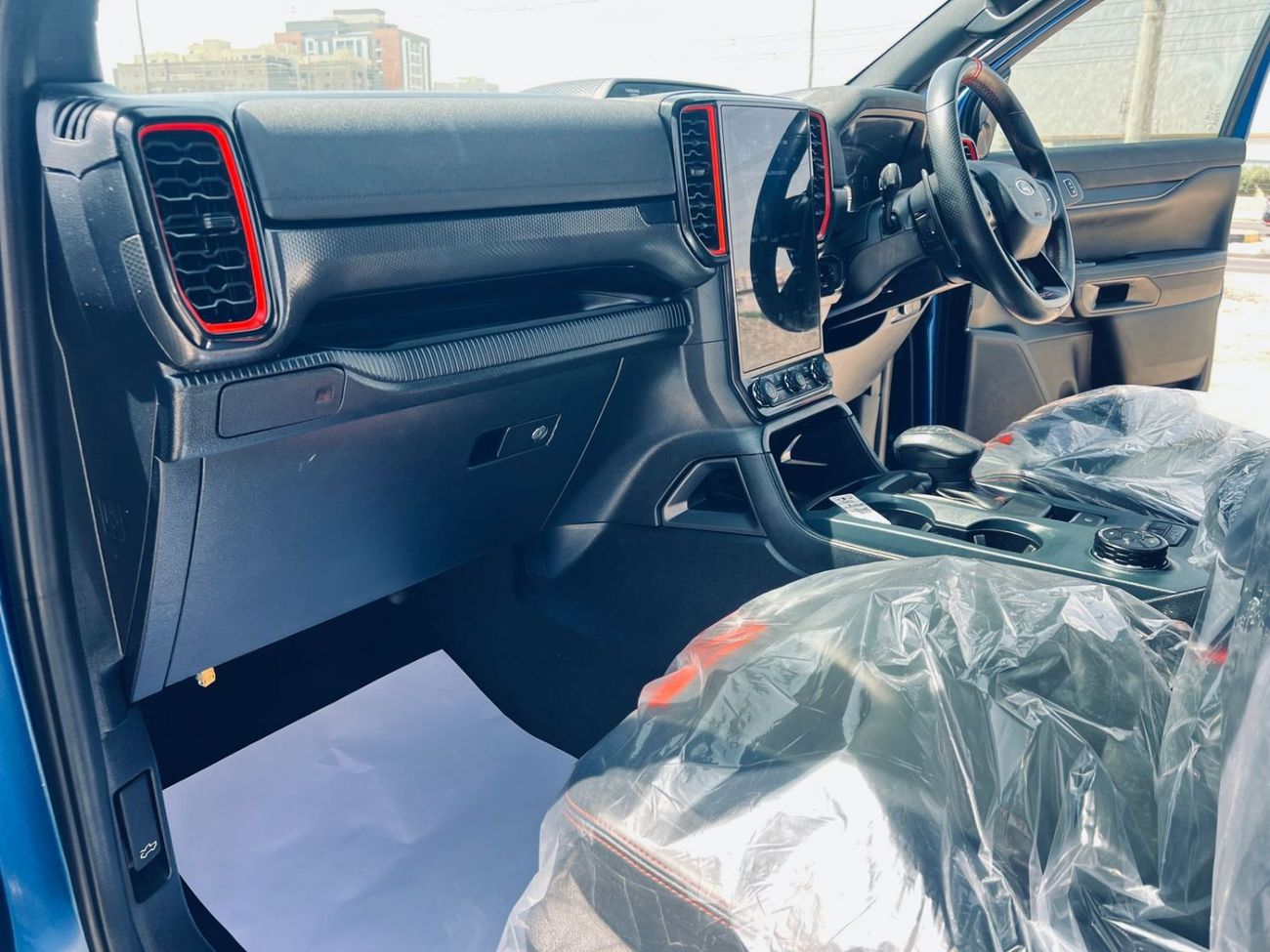 Ford Ranger Raptor PETROL ENGINE 3.0 LITER ,RIGHT HAND DRIVE ,AUTOMATIC GEAR ,PUSH START