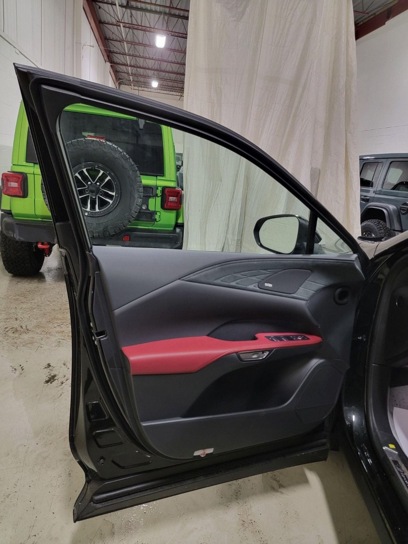 لكزس RX 350 26/26 F3 We offer delivery to CIS countries