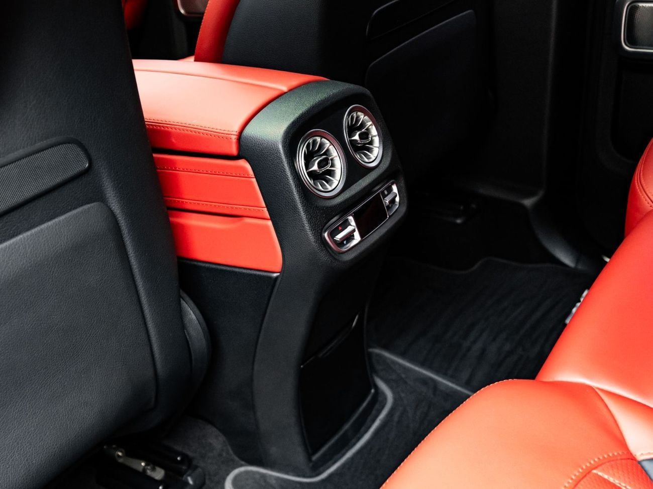 مرسيدس بنز G 63 AMG Std 4.0L