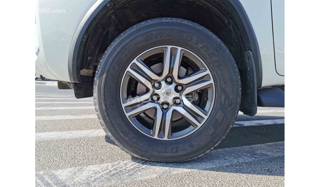 Toyota Fortuner 2.7L PETROL, 17" ALLOY RIMS, TRACTION CONTROL (LOT # 759)