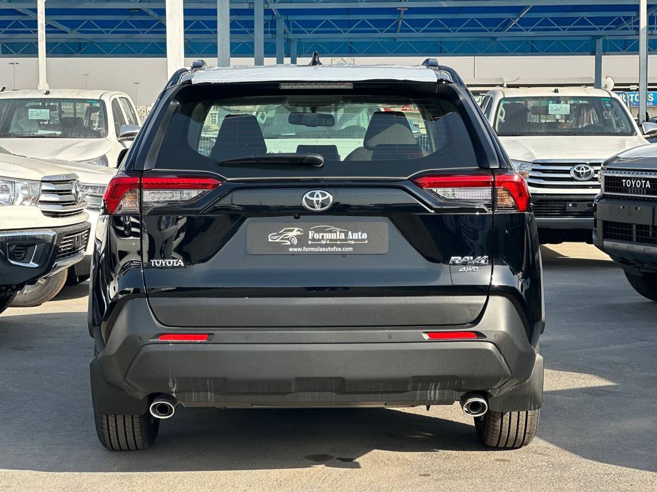 Toyota RAV4 2.5L PTR A/T // 2025 // Mid With Sunroof , Wireless Charge , DVD&Back Camera // Special Offer // By 