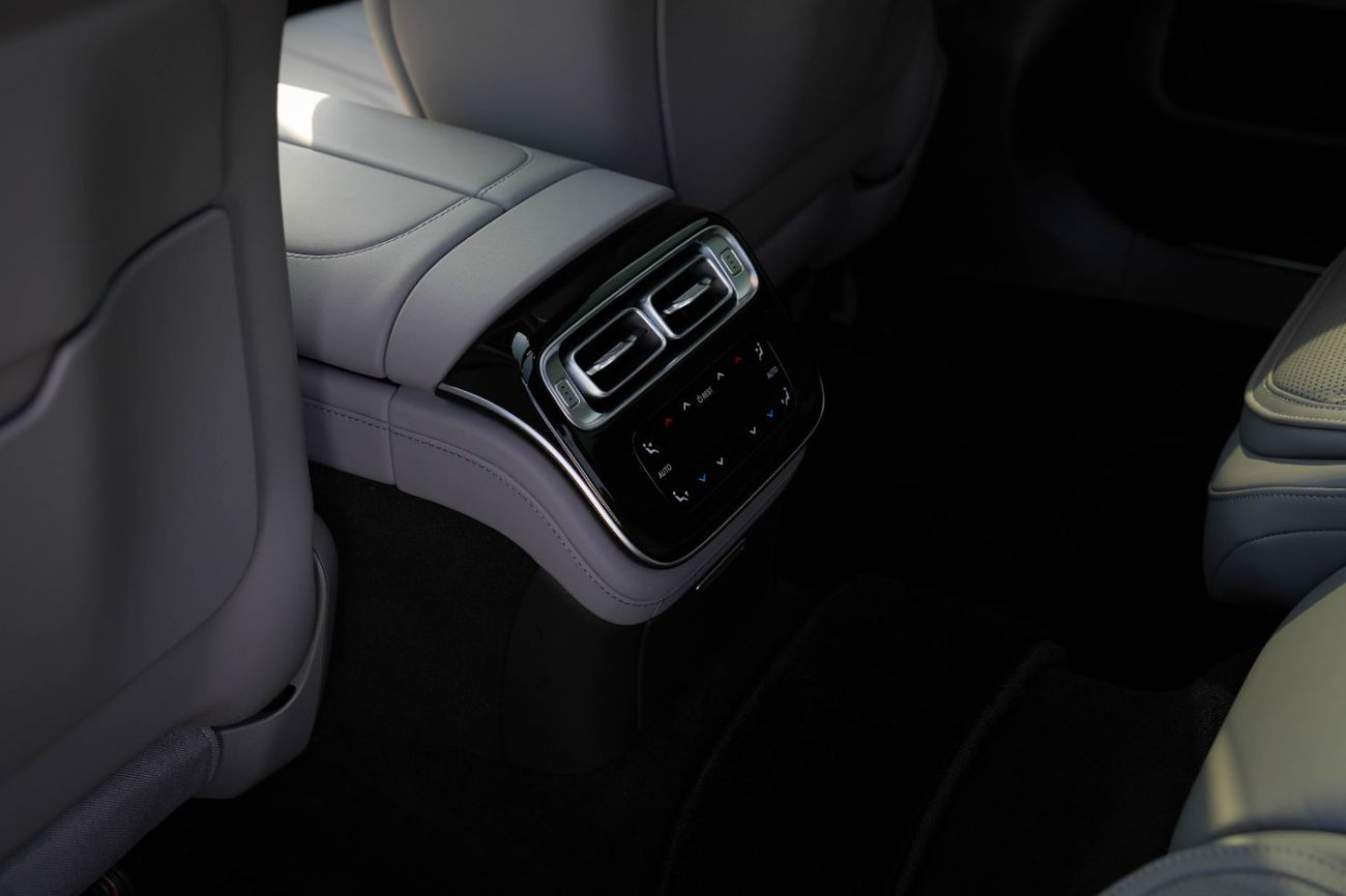 Mercedes-Benz S 63 AMG E PERFORMANCE 2024!! LOW MILEAGE !! JAPANESE SPECS