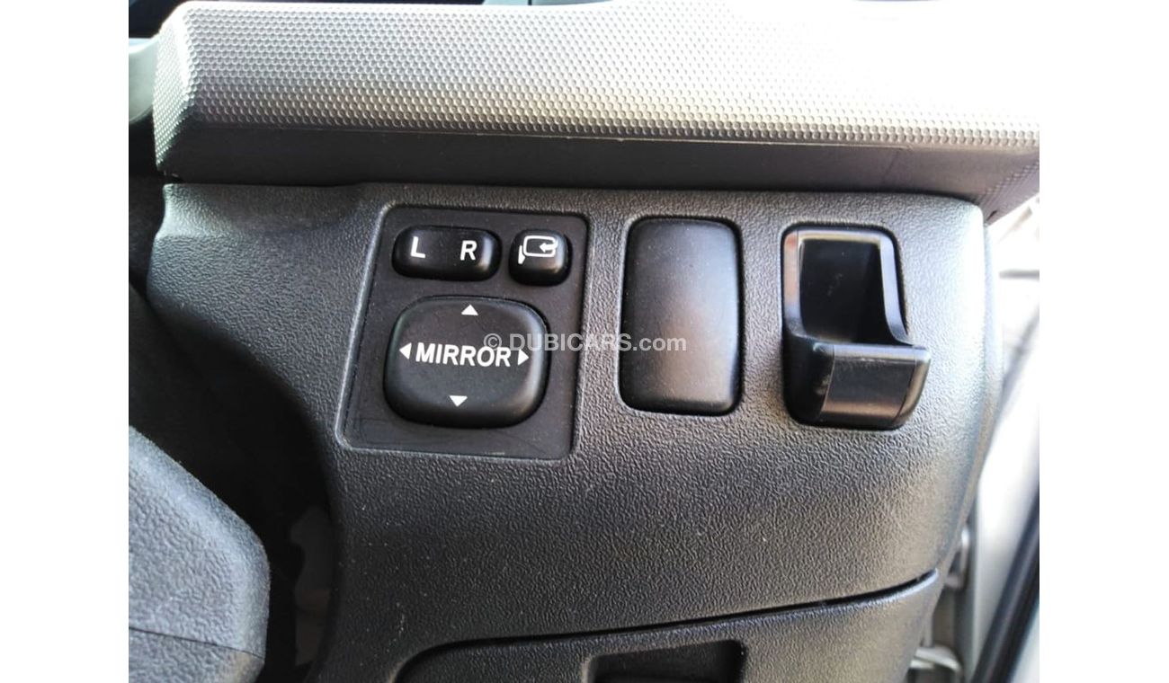 Toyota Hiace Hiace Commuter van (Stock no PM 177 )