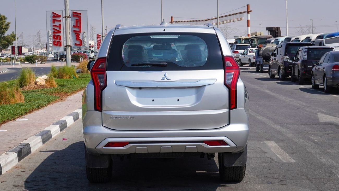 Mitsubishi Pajero Mini ECTAGR040 - Mitsubishi Pajero Sport GLS Highline - 2.4L Diesel Auto - Silver
