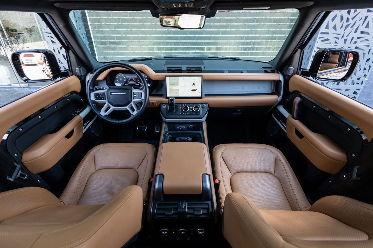 لاند روفر ديفندر P400 110 HSE 3.0L (5 Seater)