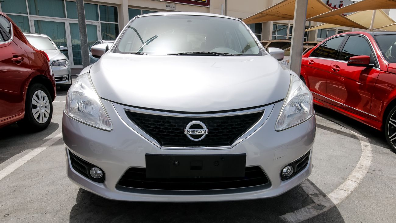 Nissan Tiida GCC - 500 AED monthly instalment