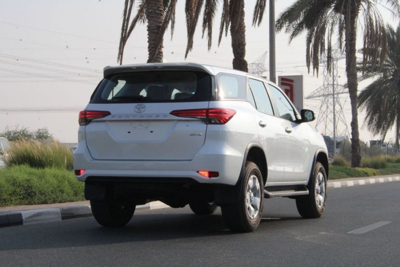 Toyota Fortuner TOYOTA FORTUNER 2.7L PETROL GRADE E GRADE AUTO