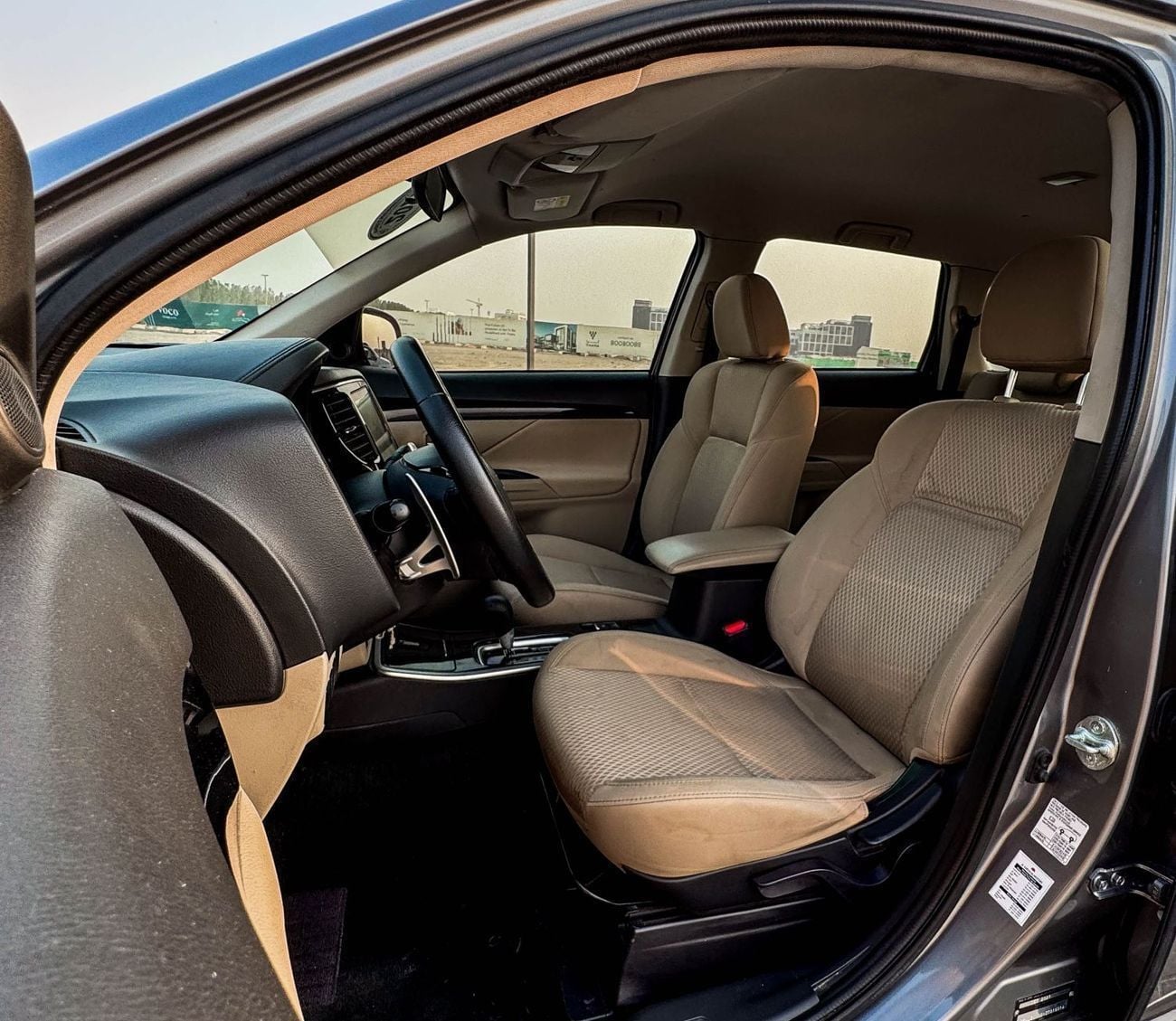 ميتسوبيشي آوتلاندر ميتسوبيشي أوتلاندر | 3.0 لتر | 2022 | خليجية | خالية من الحوادث | بحالة ممتازة | 907 شهرياً