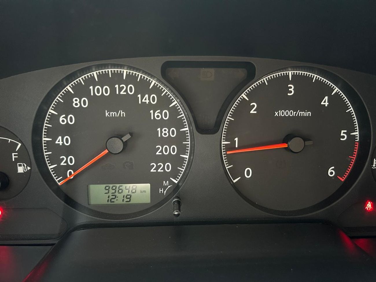 نيسان باترول سوبر سفاري 2 DOOR MANUAL TRANSMISSION GCC NO ACCIDENTS