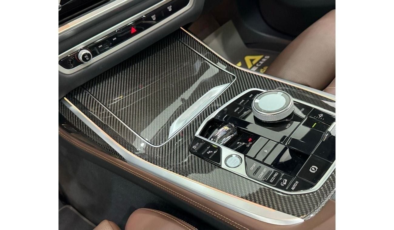 BMW X7 M60i xDrive 2023 BMW X7 M60i xDrive, BMW Warranty + Service Pack, Fully Loaded, Very Low Kms, GCC