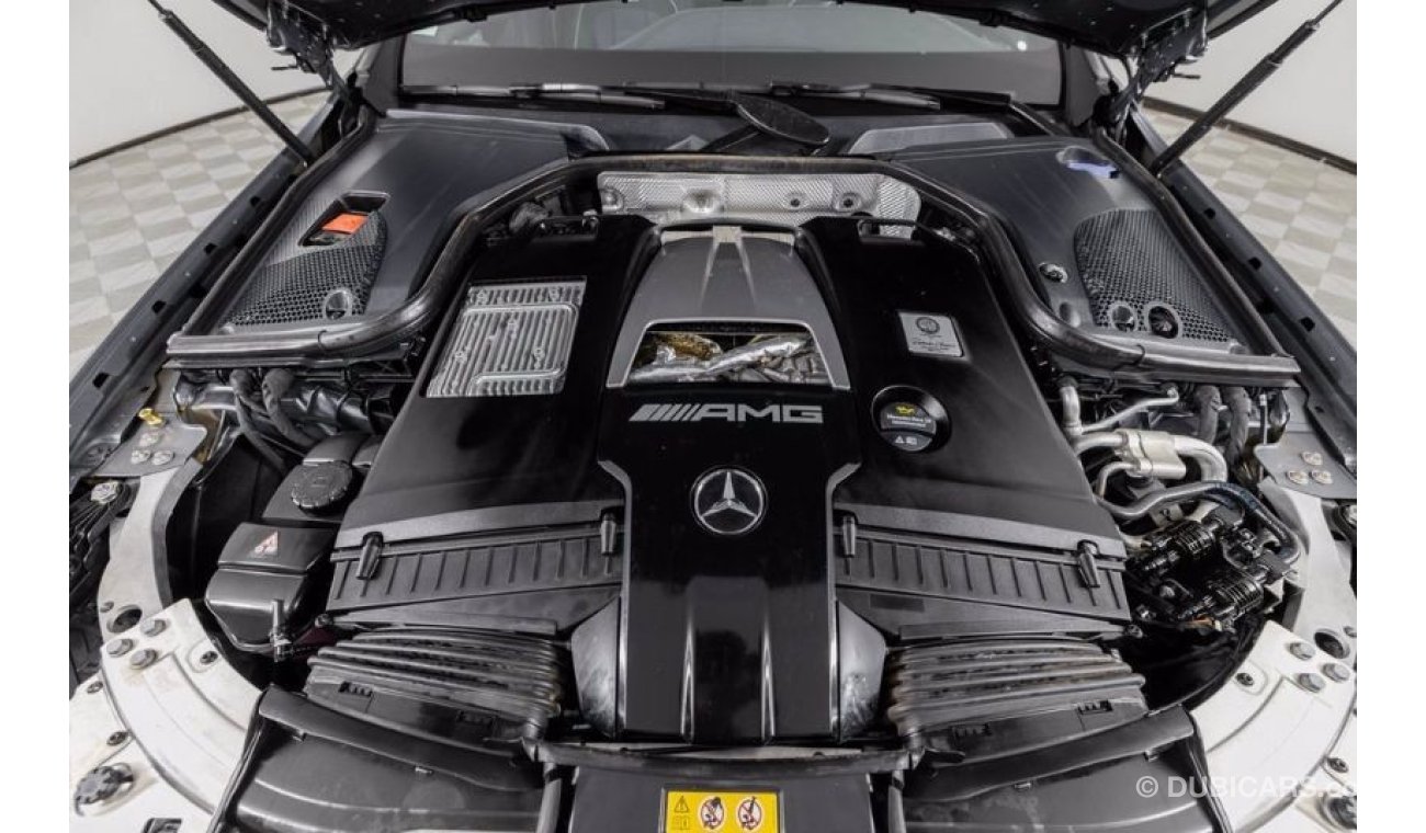 مرسيدس بنز E 63 AMG S Full Option Carbon Fiber Edition *Available in USA* Ready for Export