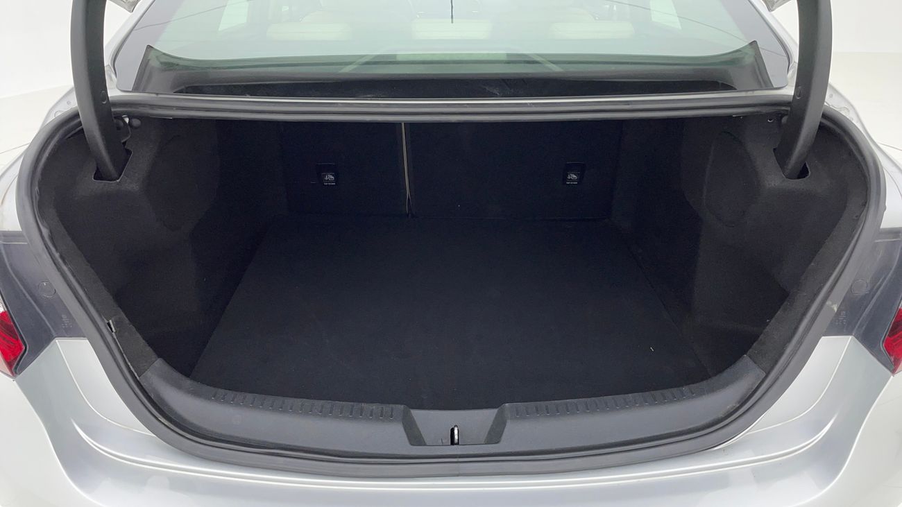 Renault Megane PE 1.6 | Zero Down Payment | Free Home Test Drive