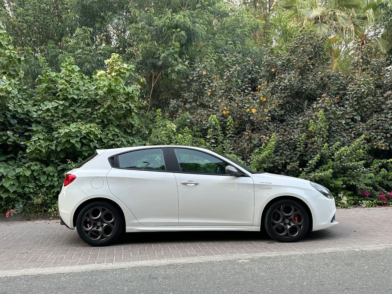 Alfa Romeo Giulietta Veloce 1.8L | 2019 – GCC Specs | Gargash | Turbocharged Italian | Perfect Condition