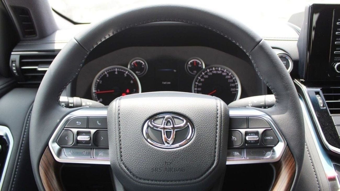 Toyota Land Cruiser LC300 GXR 4.0P AT MY2025 – BLACK