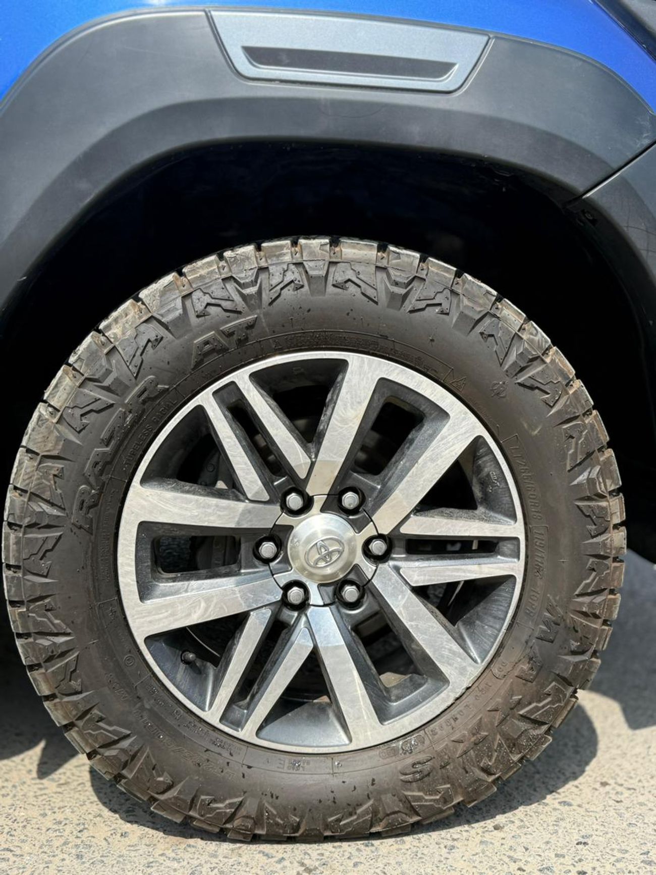 Toyota Hilux