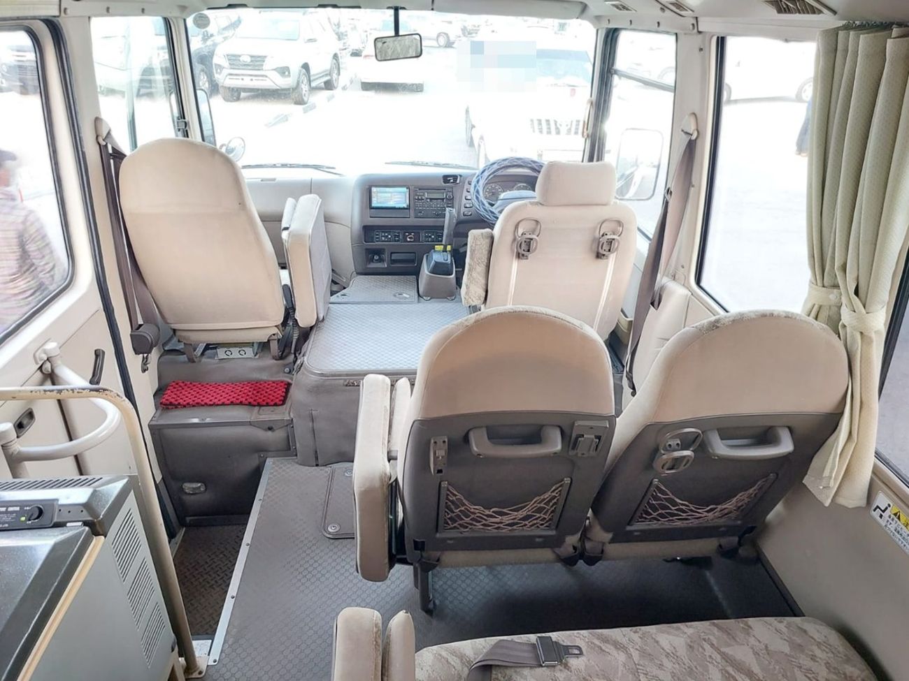 ميتسوبيشي روزا MITSUBISHI ROSA BUS RHD 2002 MODEL 4.8 L DIESEL AUTOMATIC(PM00253)