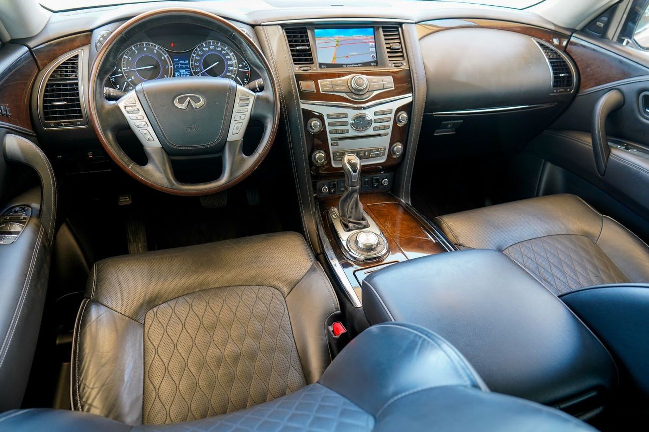 Infiniti QX80 Luxe 7st Infiniti QX80 2020 (7 SEATERS) GCC under Warranty with Flexible Down-Payment/ Flood Free.