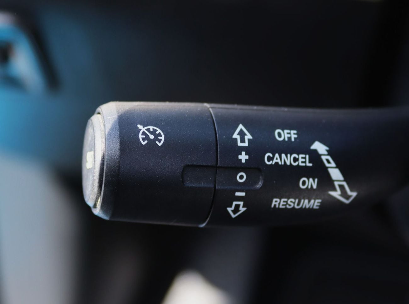 أم جي RX5 آم جى - RX5 - موديل 2023- فل أوبشن - خليجى - بدون حوادث - 1.5- بحاله ممتازه