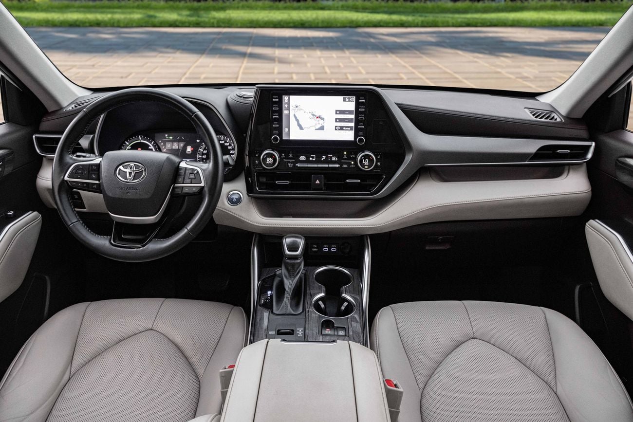 Toyota Highlander VXR Highlander VXR | 2,350 P.M | 0% Downpayment | Perfect Condition!