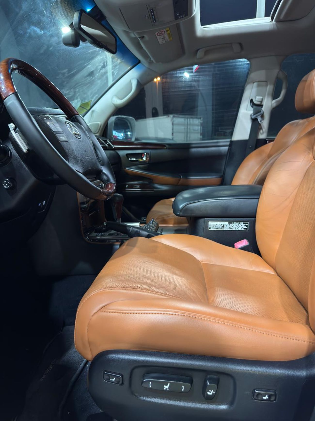 Lexus LX 570 Platinum 5.7L