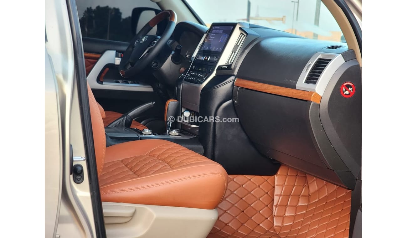 تويوتا لاند كروزر GX.R V8 upgrade 2021